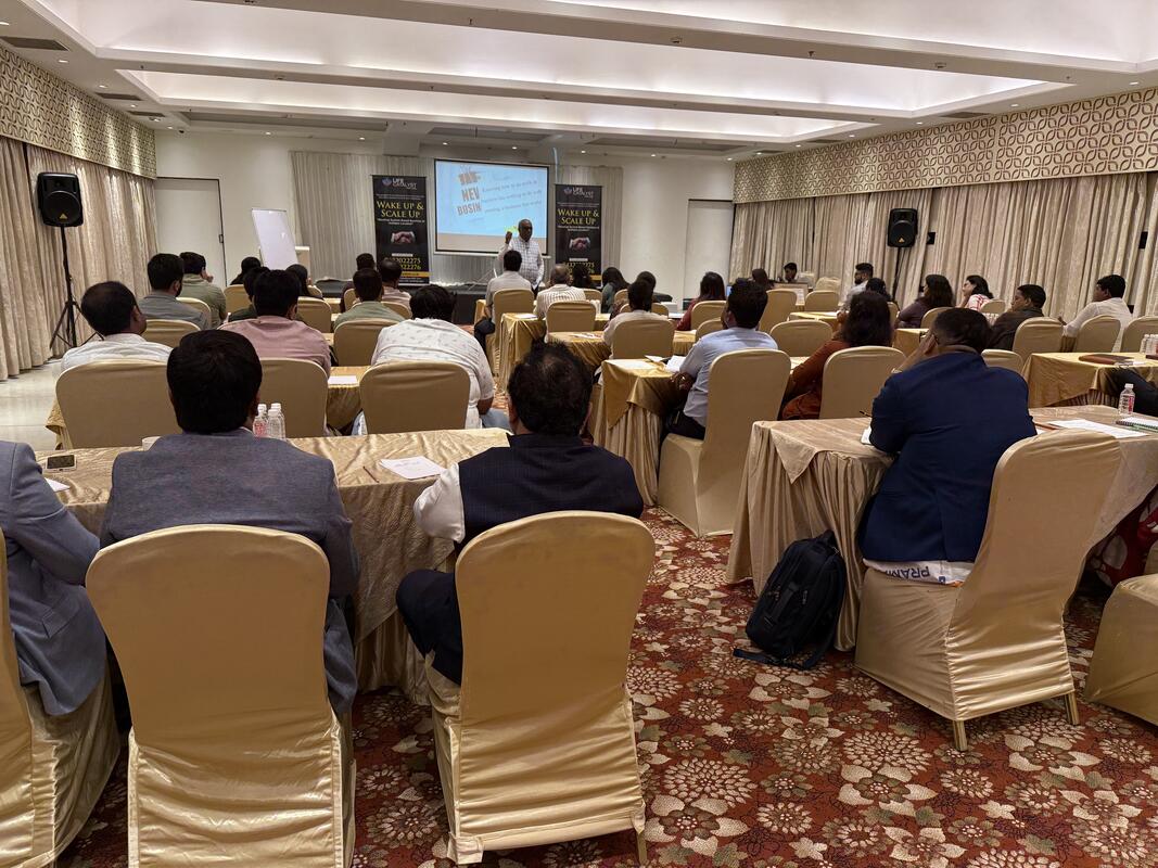 Entrepreneurs networking and collaborating